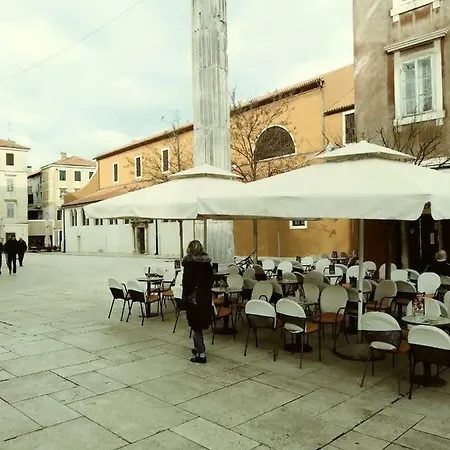 Jazine1 Apartamento *